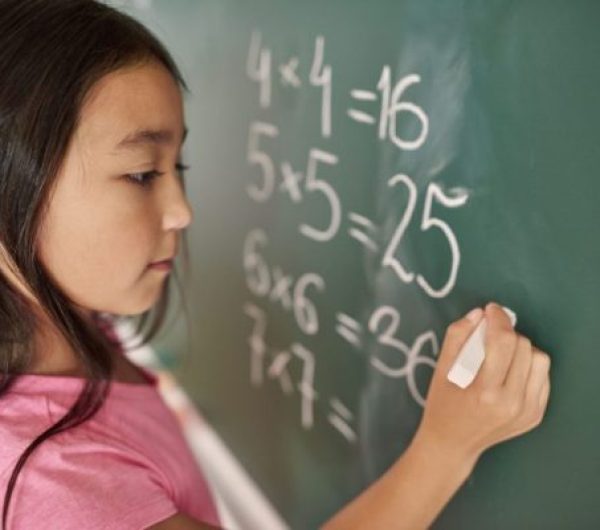 img src="les-privat-matematika-sd bandung.jpg" alt="Tempat les matematika dan bimbel sd terbaik di Bandung">